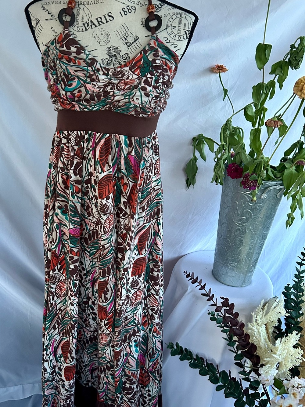 VTG Candie's Brown Leaf-Print Halter Maxi Dress with Teal & Pink Accents